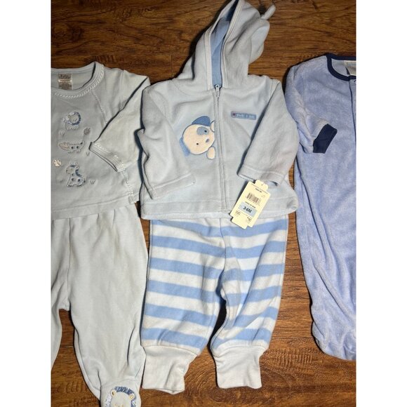 Baby Clothing Two are new with tags, one is lightly used 3-6 and 9 months - Picture 3 of 7